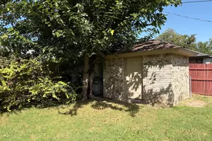 2104 N Woodland St, Stephenville, TX 76401 - Photo 17