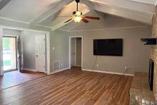 2104 N Woodland St, Stephenville, TX 76401 - Photo 11