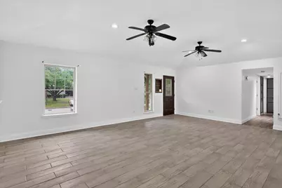 516 Post Oak Lane, Burleson, TX 76028 - Photo 11