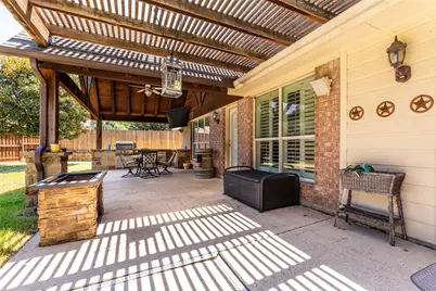 1620 Babbling Brook Drive, Grand Prairie, TX 75050 - Photo 27