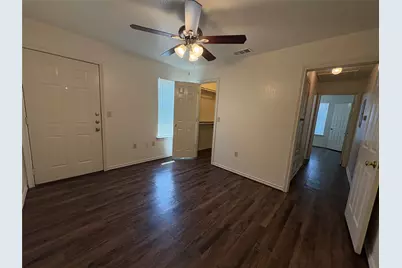 1112 Williams Avenue #D, Cleburne, TX 76033 - Photo 7