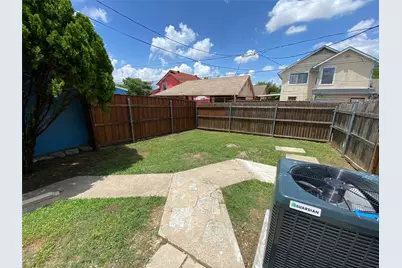 10355 Limestone Drive, Dallas, TX 75217 - Photo 17