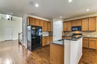 9400 Harrell Drive, McKinney, TX 75072 - Photo 7