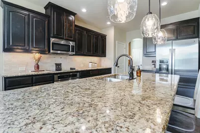 230 Sandy Way, Red Oak, TX 75154 - Photo 7