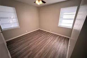1902 Joslin St, Cleburne, TX 76033 - Photo 11