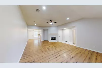 1532 Marion Drive, Dallas, TX 75211 - Photo 3