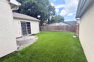5536 Club Crest Dr, Mesquite, TX 75150 - Photo 15