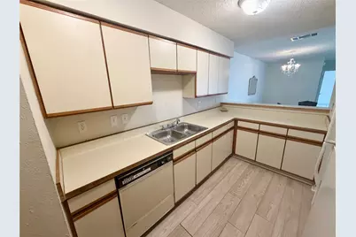 5536 Club Crest Drive, Mesquite, TX 75150 - Photo 7
