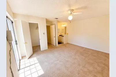5536 Club Crest Drive, Mesquite, TX 75150 - Photo 9