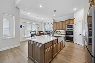 7700 Sunspray St, Joshua, TX 76058 - Photo 9