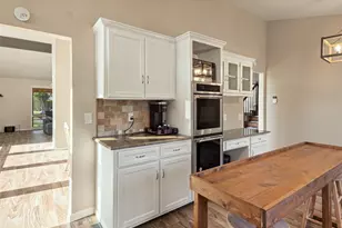 2811 Crowley Ct, Arlington, TX 76012 - Photo 13