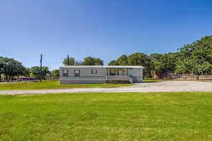173 Briar Oaks Dr, Azle, TX 76020 - Photo 1