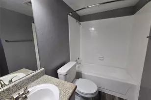 1122 Millview Dr, Arlington, TX 76012 - Photo 9
