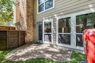 8434 Towneship Ln, Dallas, TX 75243 - Photo 21