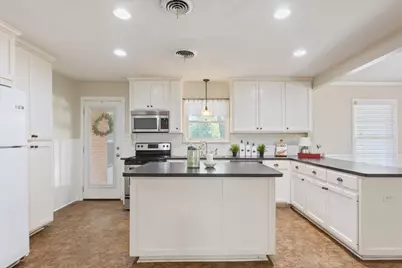 1212 Guthrie Drive, Waco, TX 76710 - Photo 13