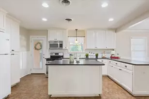 1212 Guthrie Dr, Waco, TX 76710 - Photo 13