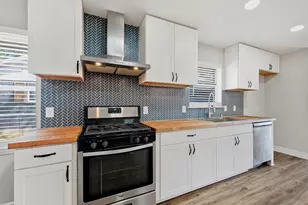 1808 Robin Dr, Sherman, TX 75092 - Photo 9