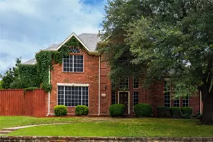2988 Hillingdon Dr, Richardson, TX 75082 - Photo 1