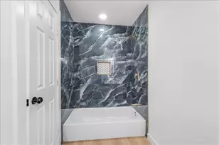 4505 Quails Ln, Fort Worth, TX 76119 - Photo 19