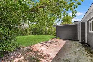 4505 Quails Ln, Fort Worth, TX 76119 - Photo 21