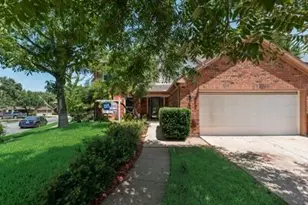 3113 Rustic Woods Ct, Bedford, TX 76021 - Photo 3