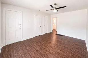 6710 Petain Ave, Dallas, TX 75227 - Photo 3