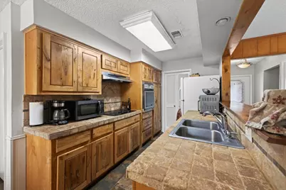 8204 Starnes Road, North Richland Hills, TX 76182 - Photo 15