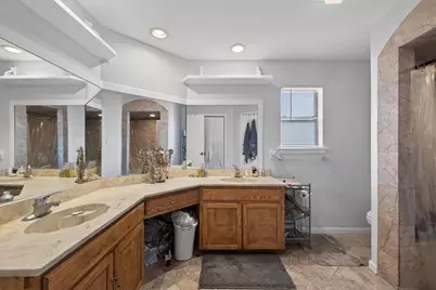 8204 Starnes Road, North Richland Hills, TX 76182 - Photo 21