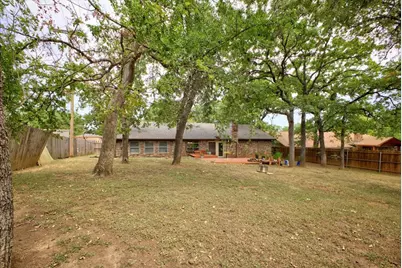 8204 Starnes Road, North Richland Hills, TX 76182 - Photo 35