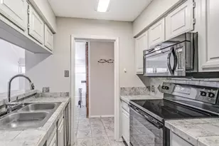18240 Midway Rd, Dallas, TX 75287 - Photo 23