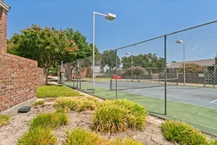 18240 Midway Rd, Dallas, TX 75287 - Photo 9