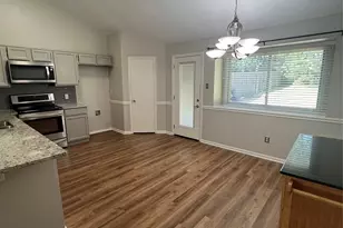 1001 Stableway Ln, Bedford, TX 76022 - Photo 3