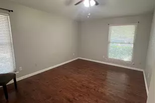 1001 Stableway Ln, Bedford, TX 76022 - Photo 5