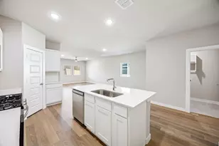 2015 Homestretch Dr, Seagoville, TX 75159 - Photo 11