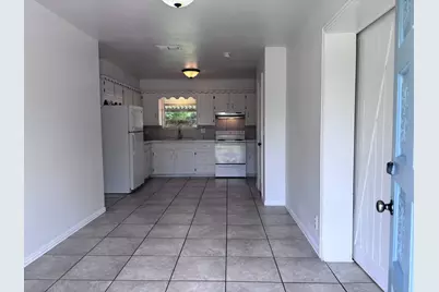 290 N Barker Street, Stephenville, TX 76401 - Photo 5