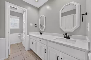 4208 Trowbridge Dr, Arlington, TX 76013 - Photo 23