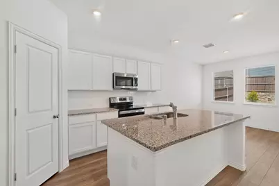 11609 Silver Queen Drive, Aubrey, TX 76227 - Photo 5
