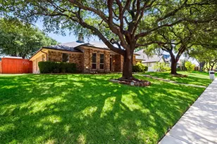 10216 Shadow Way, Dallas, TX 75243 - Photo 3