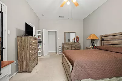 1333 Illinois Avenue, Lancaster, TX 75134 - Photo 21