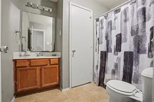 1333 Illinois Ave, Lancaster, TX 75134 - Photo 19