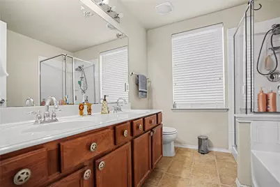 1333 Illinois Avenue, Lancaster, TX 75134 - Photo 15