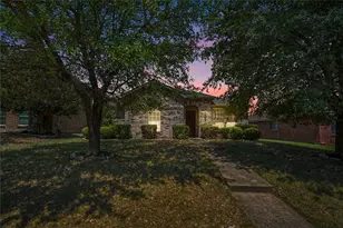 1333 Illinois Ave, Lancaster, TX 75134 - Photo 1