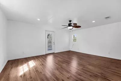 101 S Archer Street, Groesbeck, TX 76642 - Photo 5