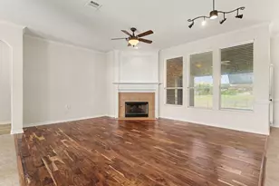 4056 Running Brook Dr, Joshua, TX 76058 - Photo 9