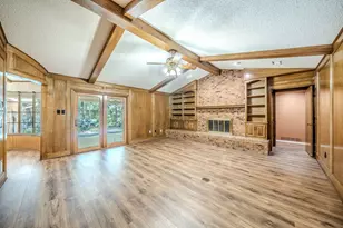 1803 Oak Grove Dr, Arlington, TX 76013 - Photo 3