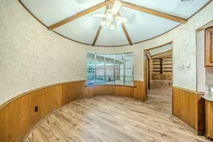 1803 Oak Grove Dr, Arlington, TX 76013 - Photo 9