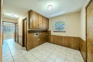 1803 Oak Grove Dr, Arlington, TX 76013 - Photo 35