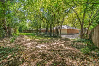 1803 Oak Grove Drive, Arlington, TX 76013 - Photo 23