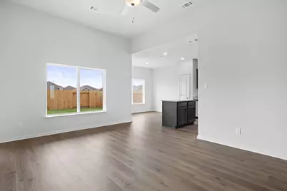 9637 Logan Square Drive, Fort Worth, TX 76140 - Photo 5