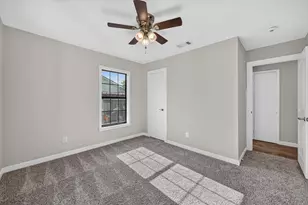 2520 Vera Cruz St, Fort Worth, TX 76106 - Photo 11